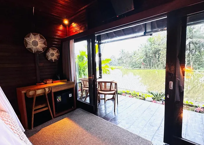 Eco Oasis Wooden Ubud テガララン
