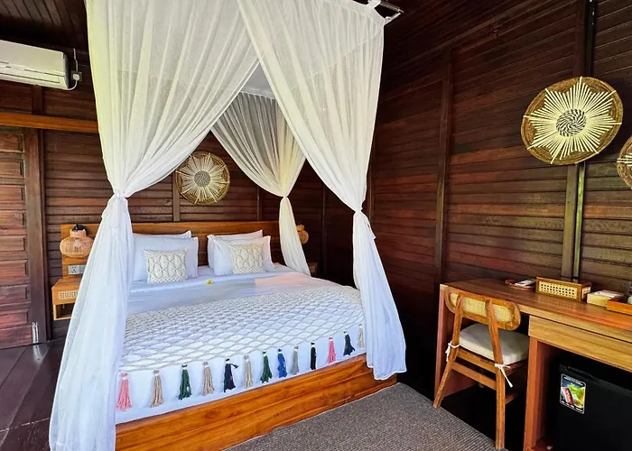 Eco Oasis Wooden Ubud テガララン